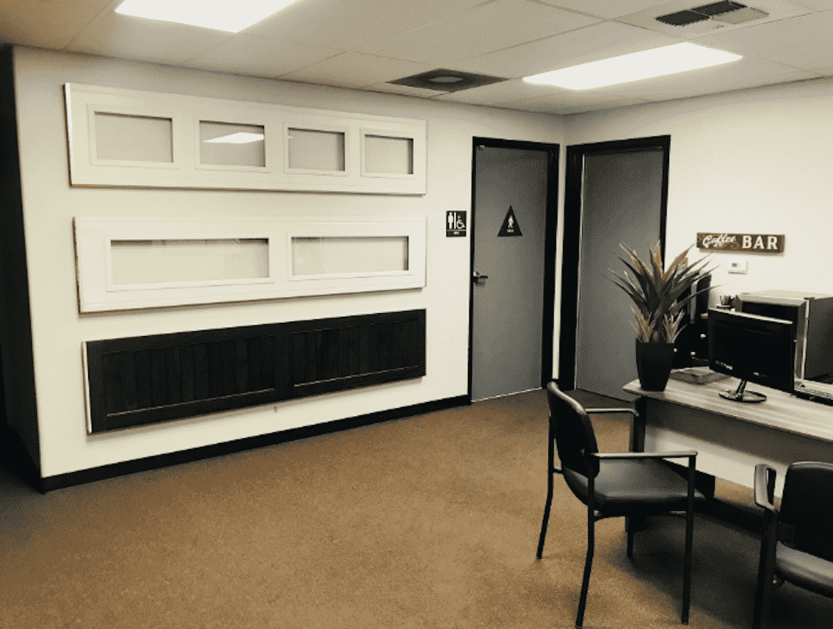 4 Factors to Consider When It’s Time for New Commercial Overhead Doors