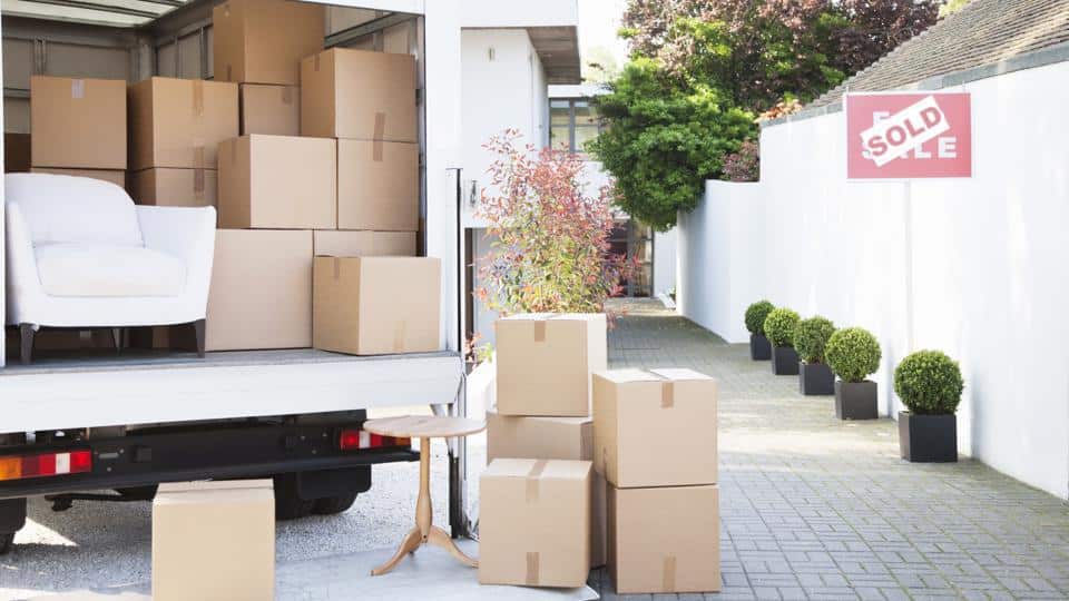 Should You Trust Movers And Packers For A Safe Moving Experience?