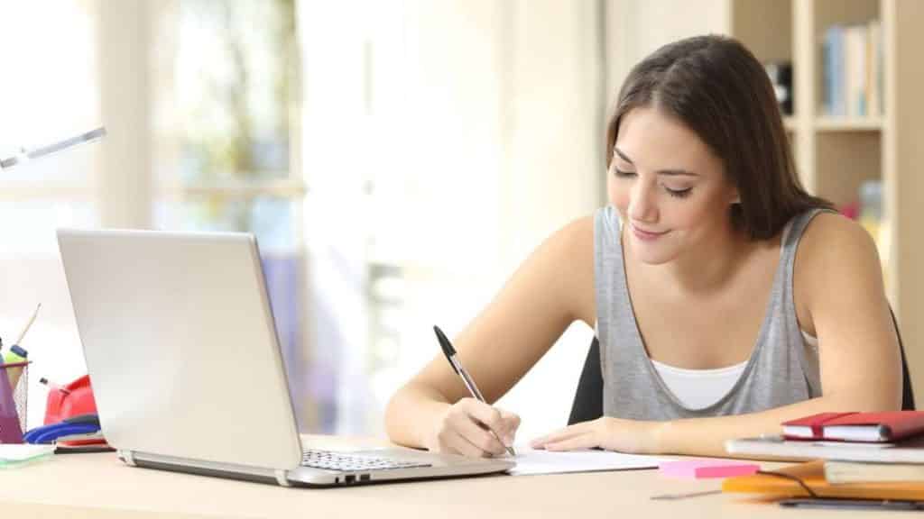 5 Tips on How to Avoid Common College Essay Mistakes