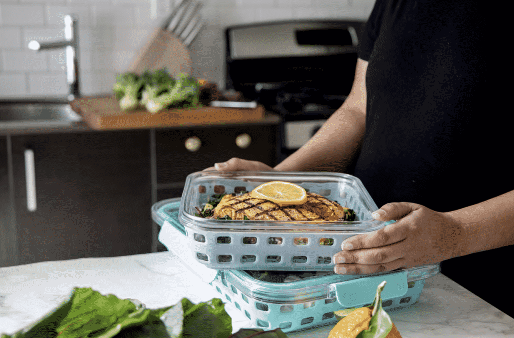 Starting A Meal Prep Business: Strategy, Investment, Advantages & Challenges