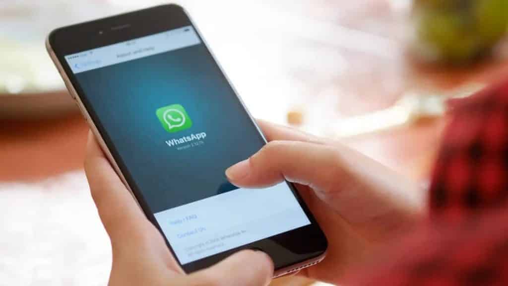 How To Create A WhatsApp Group And Start Talking About Your Career