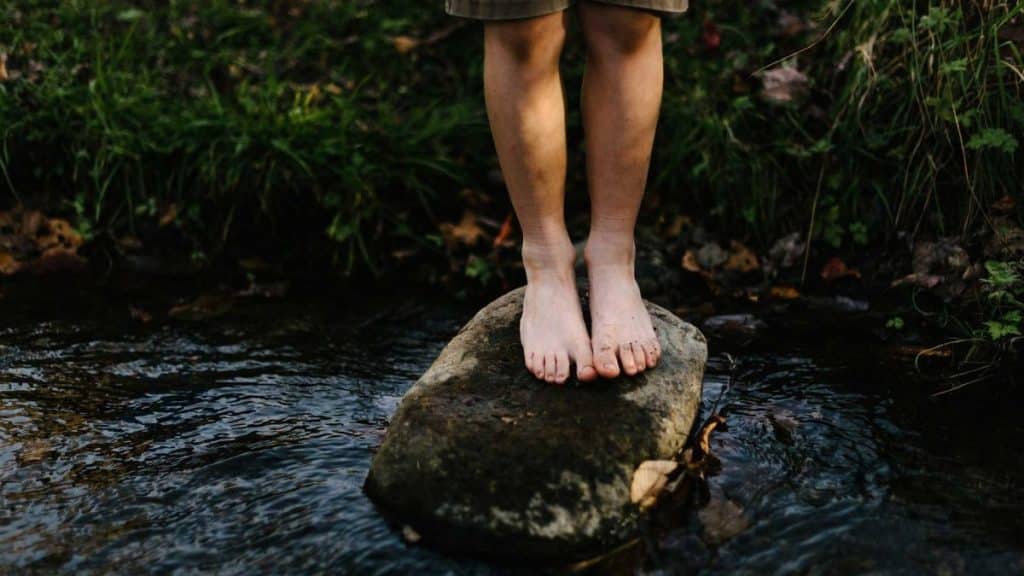 Wish to Go Barefoot Hiking? This is What You Need to Know