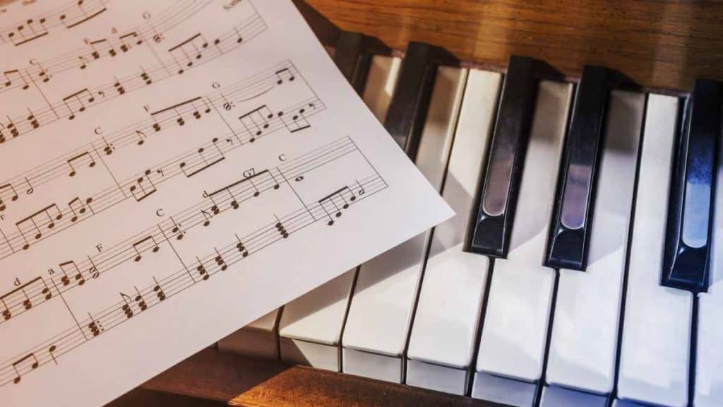 How To Build Your Piano Music Library