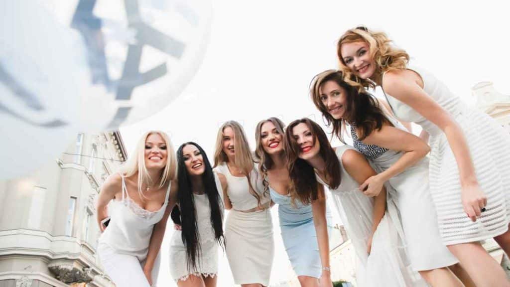 10 Tips to Make Your Best Friend’s Hen’s Night a Memorable Occasion for Everyone Involved