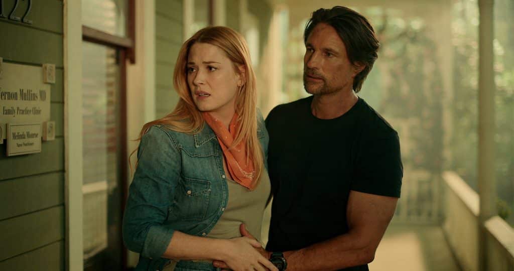 Alexandra Breckenridge and Martin Henderson