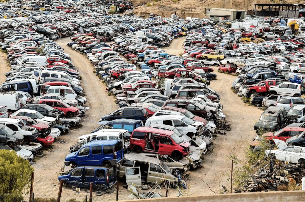 A Comprehensive Guide to Selling Your Car at the Junkyard