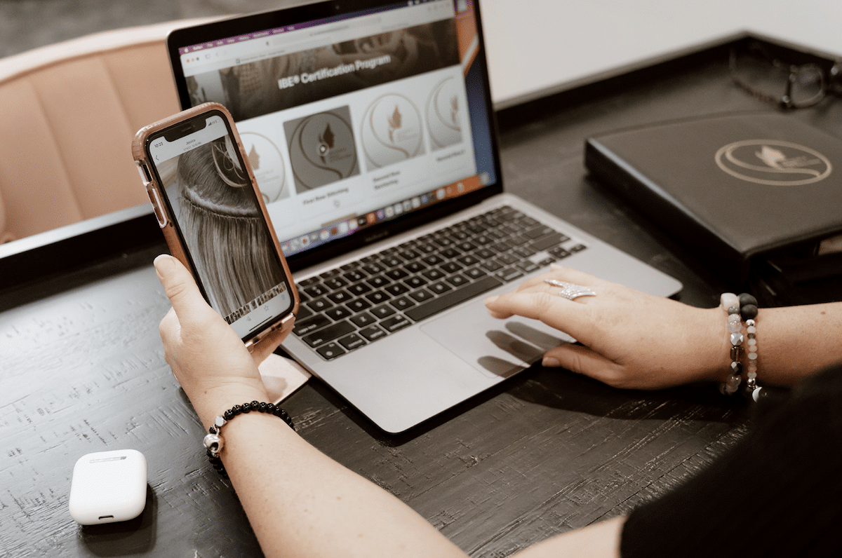 How Do I Find the Best Wholesale Hair Extensions Suppliers?