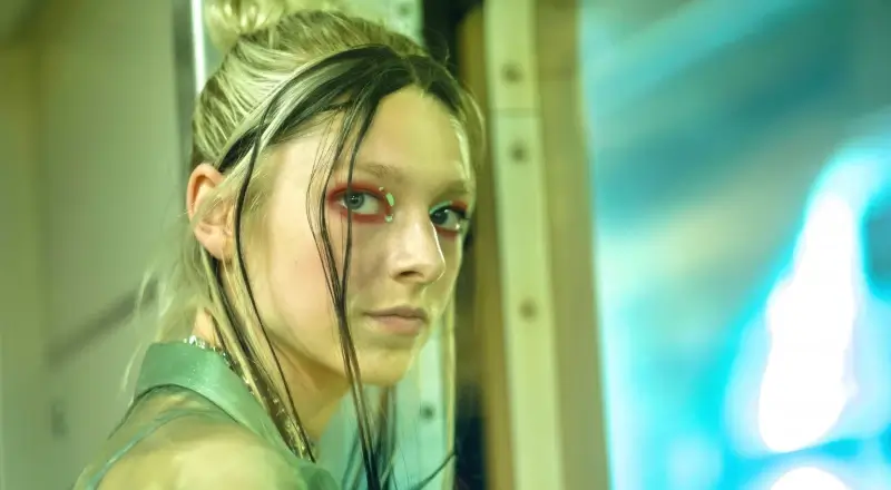 Hunter Schafer as Jules Vaughn
