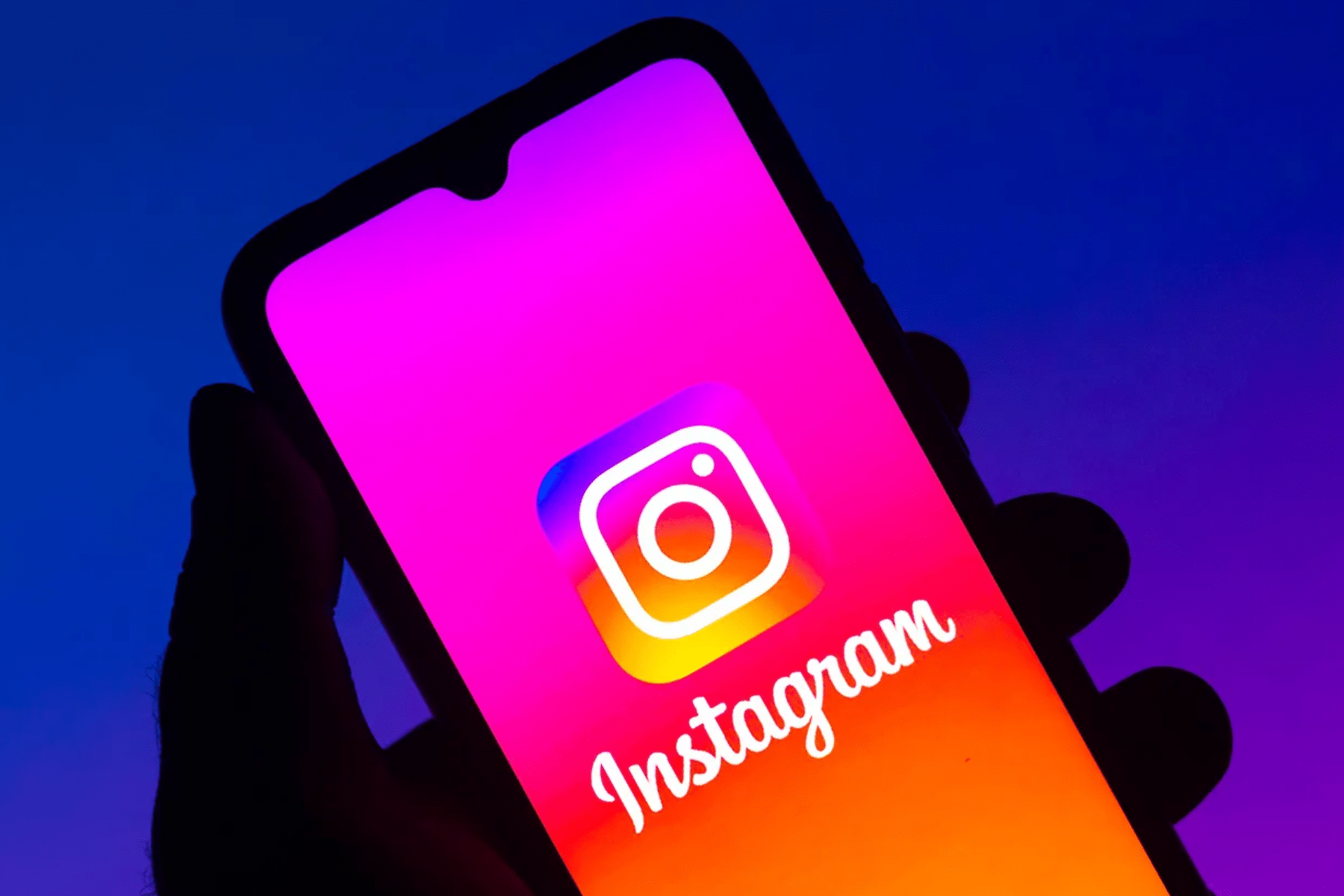 Does It Tell People If You Screenshot Their Instagram Story? Answered