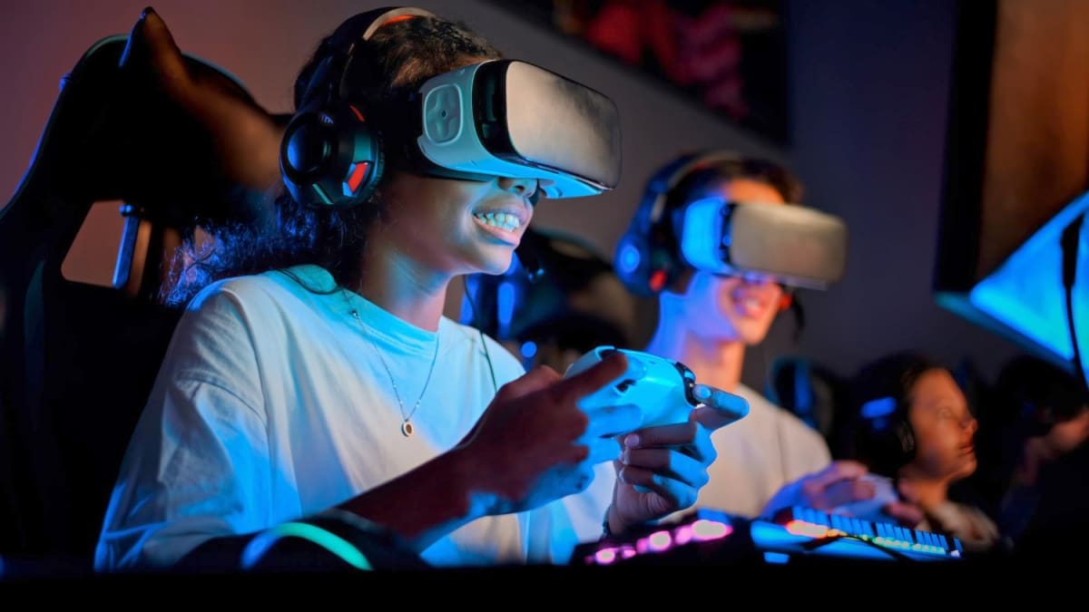 Future of Online Entertainment: A Glimpse into Emerging Trends and Innovations