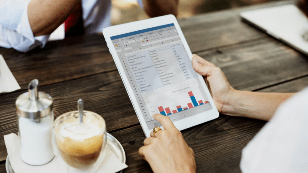 What is the Best CRM software for Restaurants A Guide to Streamlining Your Business