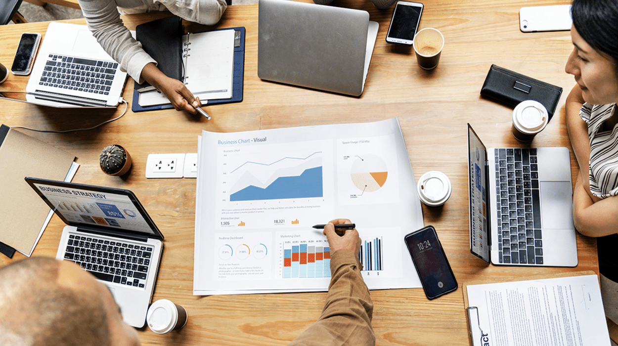 Bytes of Brilliance: How Data Scientists Are Redefining Business Strategy and Decision-Making