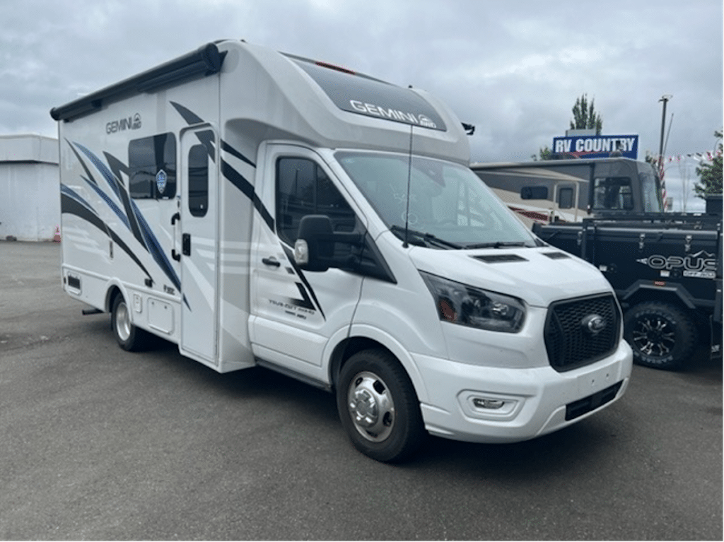 The Pros and Cons of Owning a Class B Motorhome- Is It Right for You?