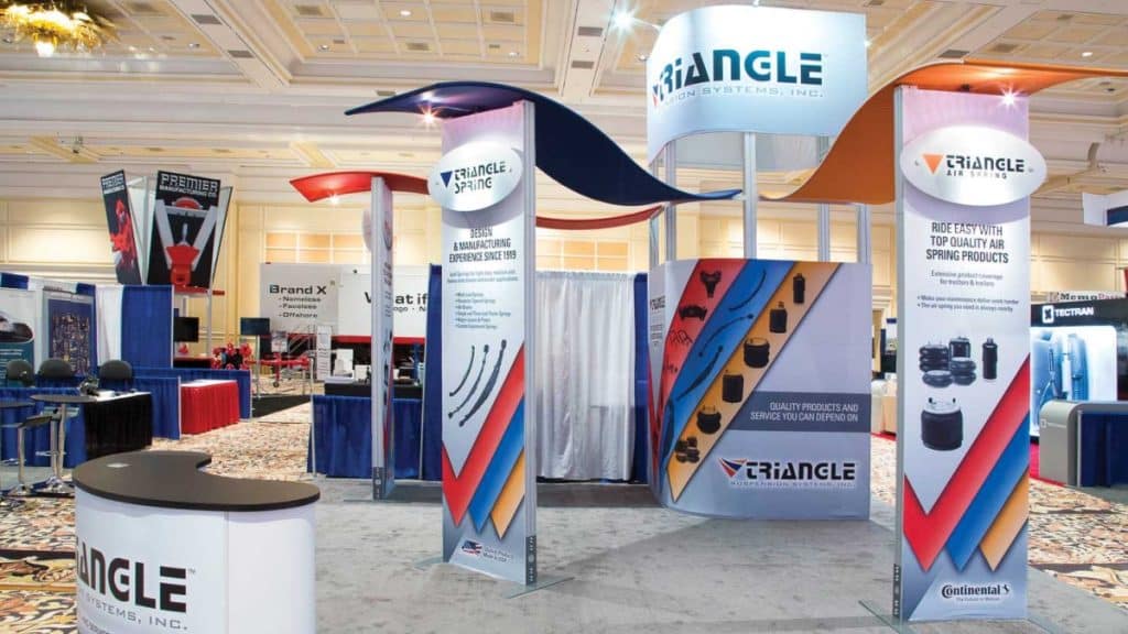 Required considerations for doing a trade show display with the help of a company