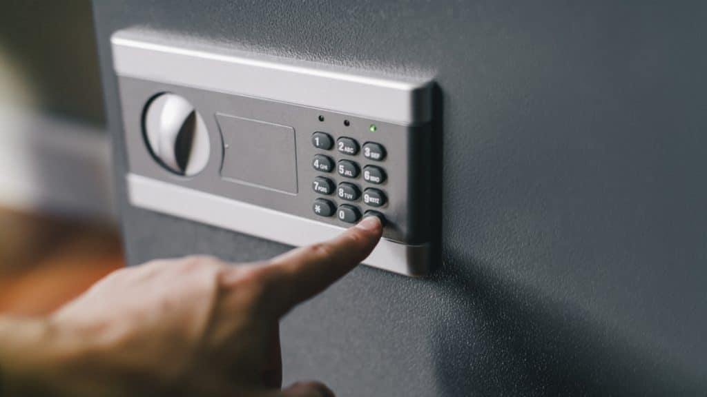 Top Tips To Consider When Buying A Safe For Home