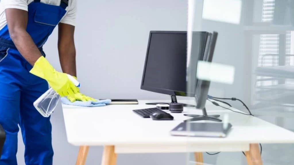 How Office Cleaning Services Can Enhance Workplace Efficiency