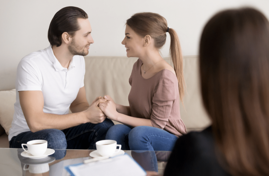 Signs that suggest that couple's therapy could be beneficial