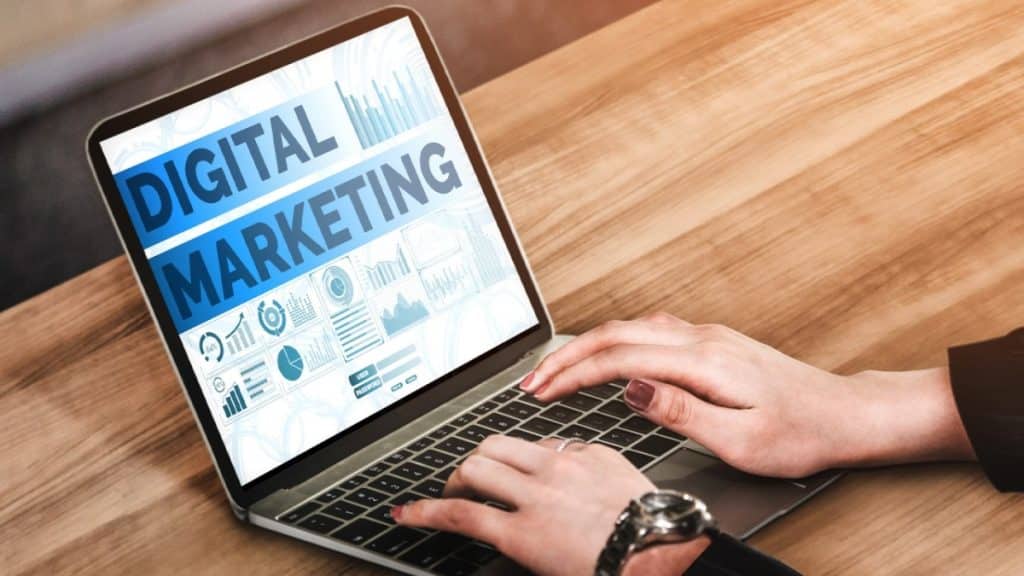 The Essential Components of a Comprehensive Digital Marketing Course