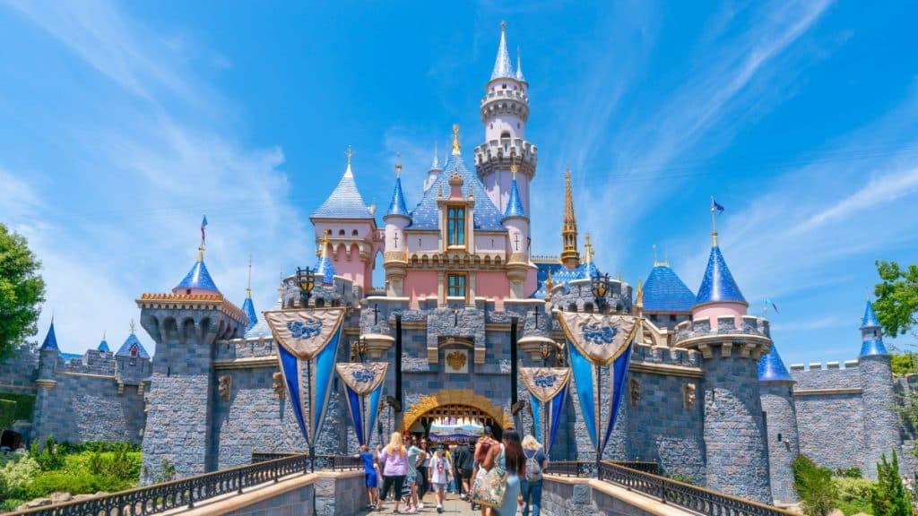 Tips for Purchasing Discounted Disneyland Tickets Through Authorized Retailers