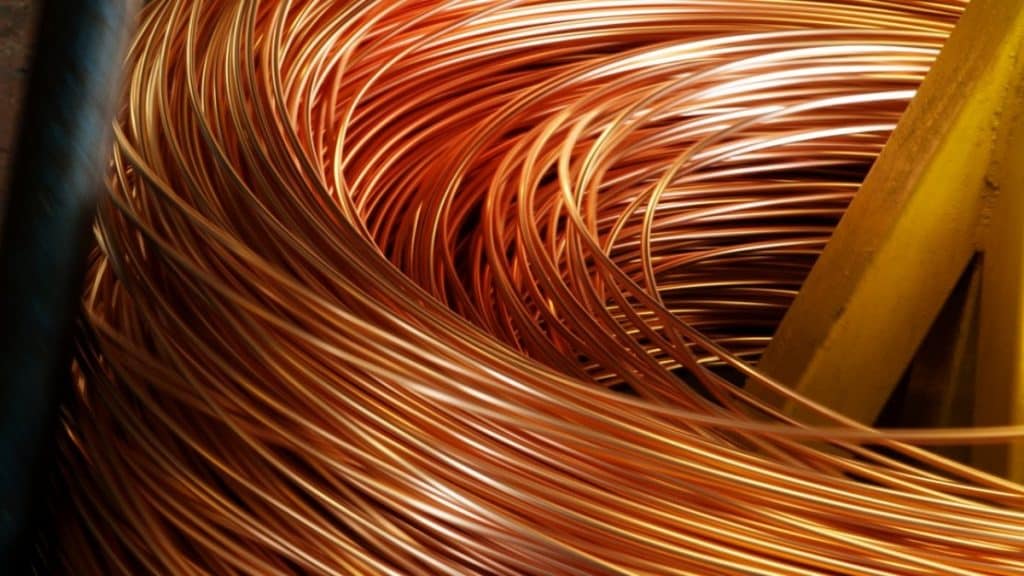 Analyzing Trends The Power of Historical Copper Prices via API for Investors