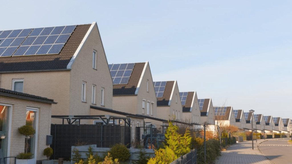 9 Benefits Of Installing Solar Panels For Housing Societies