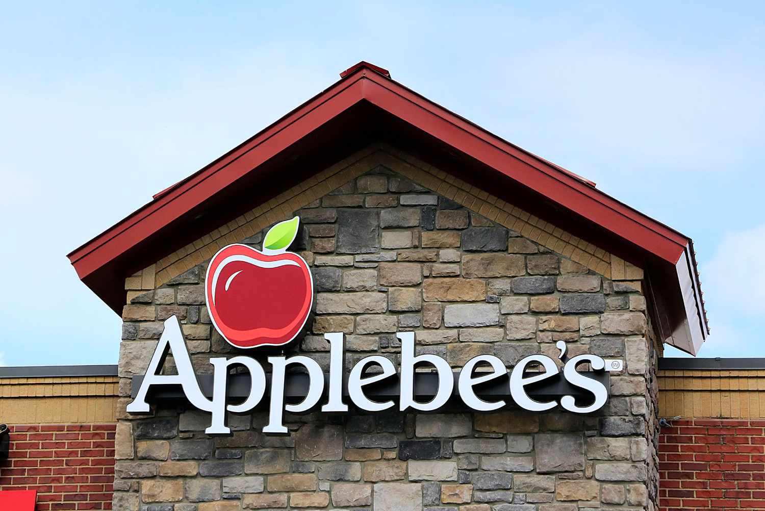 Does Applebee's Still Have Half Price Apps?