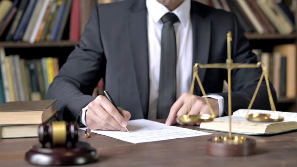 Essentials of Hiring a Criminal Lawyer Knowing the Steps of Criminal Procedure