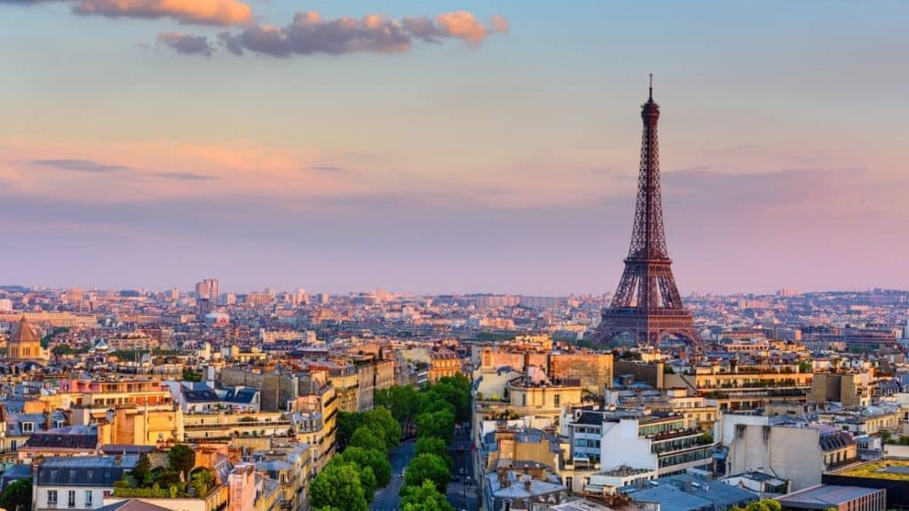 What Every Expat Should Know Before Moving to France