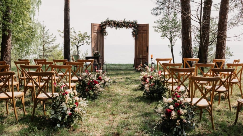 Your Choice For Unforgettable Moments: Rustic Yard Events