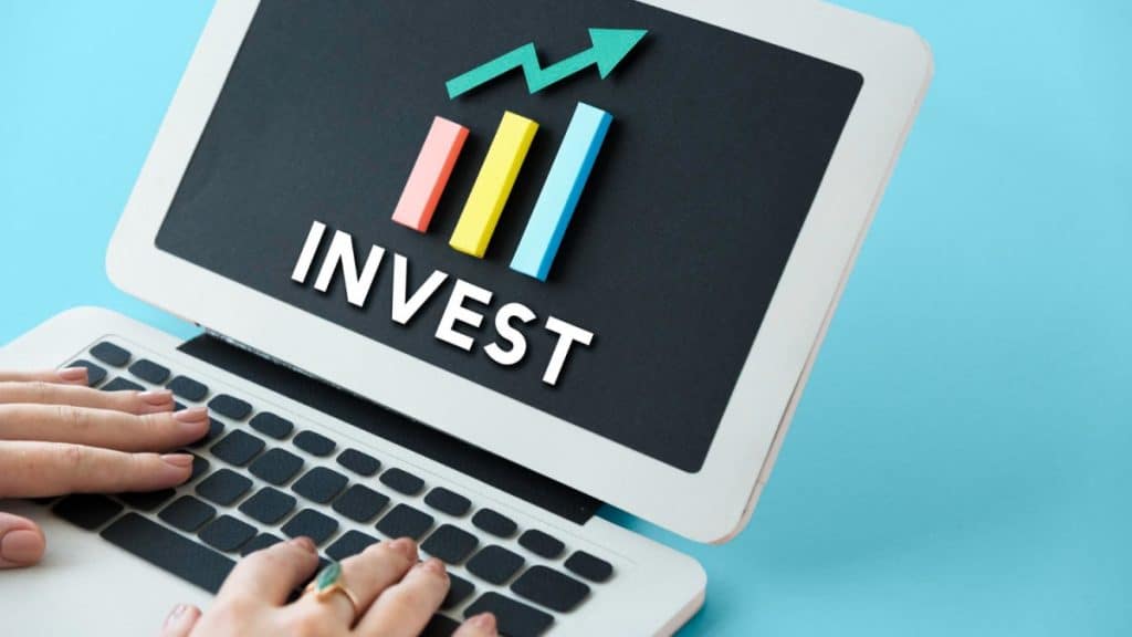 Investing Wisely in Mutual Funds for Long-Term Growth