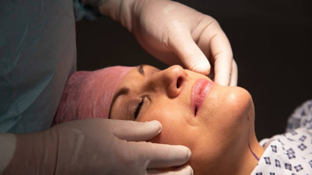 Affordable Cosmetic Surgery Prices Are Encouraging More Patients to Stay in the UK