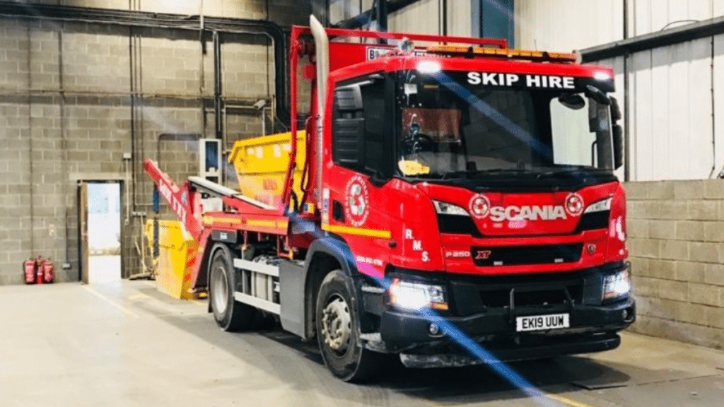 How Does Skip Hire Charlton Benefit Urban Development Projects?