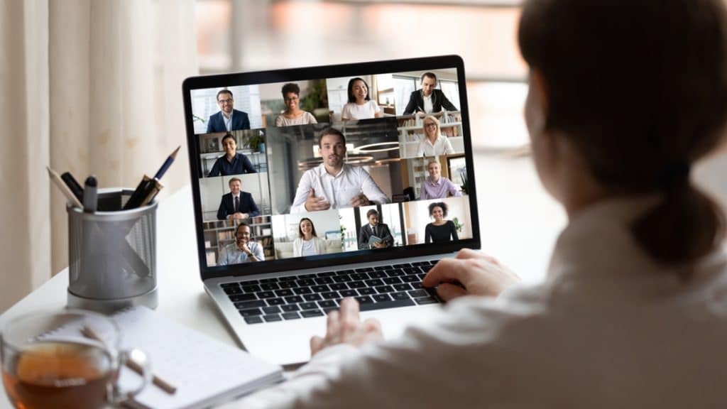 Mastering the Virtual Meeting Your Guide to Effective Online Communication