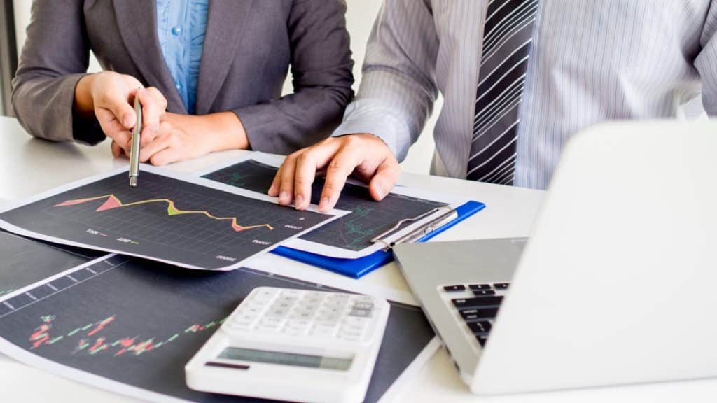 Why Financial Modeling Services Are Crucial for Business Valuation