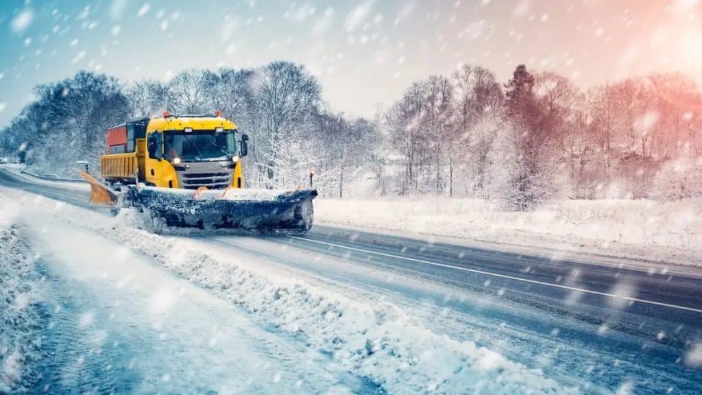 7 Best Practices for Winter Road Maintenance