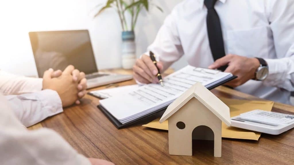 A Beginner's Guide to Using Mortgage Brokers