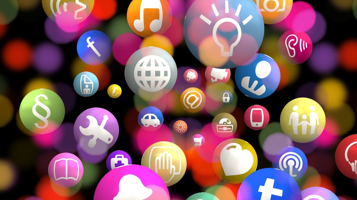 The Importance of Choosing the Right Social Media Management Tool for