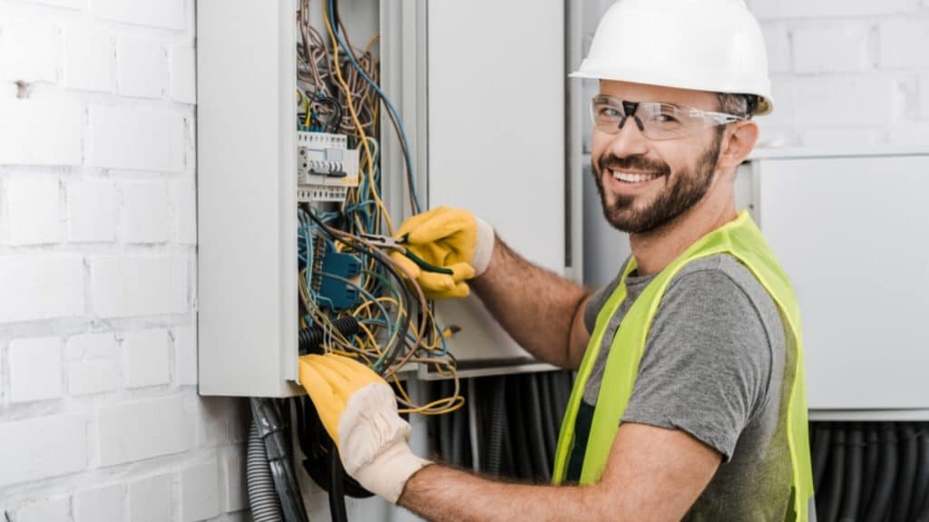 Tips for Working with Electrical Contractors