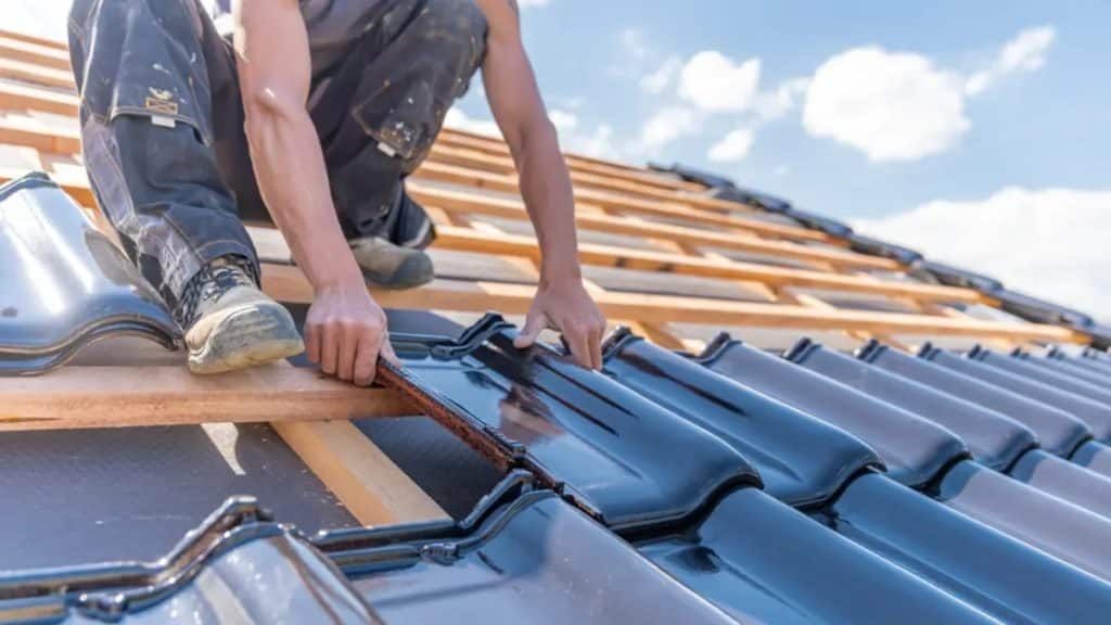 Top Considerations for Commercial Roof Maintenance in Colorado Ensuring Longevity and Durability