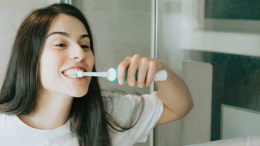 Ultimate Guide to Choosing the Right Toothbrush for Your Oral Health