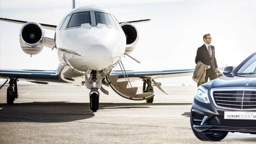 Why Choose NYC Luxury Car Service for Airport Transfers