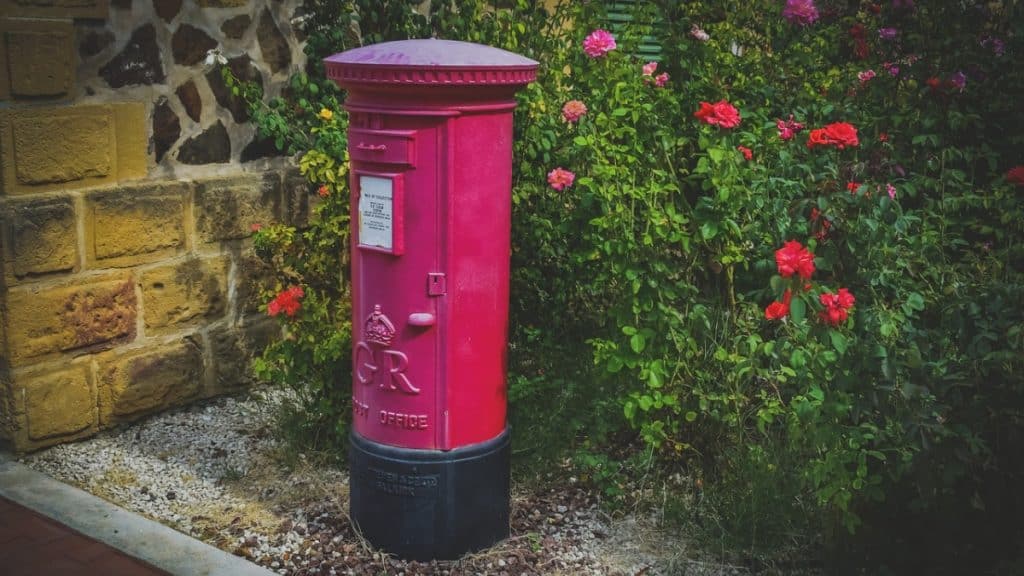 How Virtual Mailbox Services Are Streamlining the Life of Digital Nomads