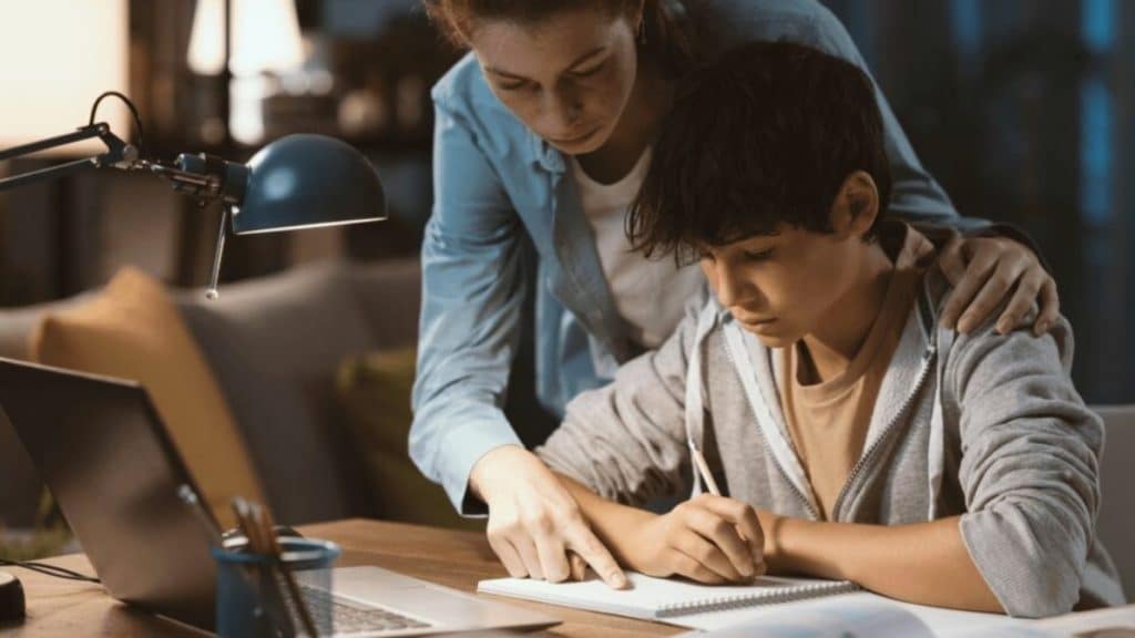 How to Excel in Science and Mathematics Tips from Experienced Tutors