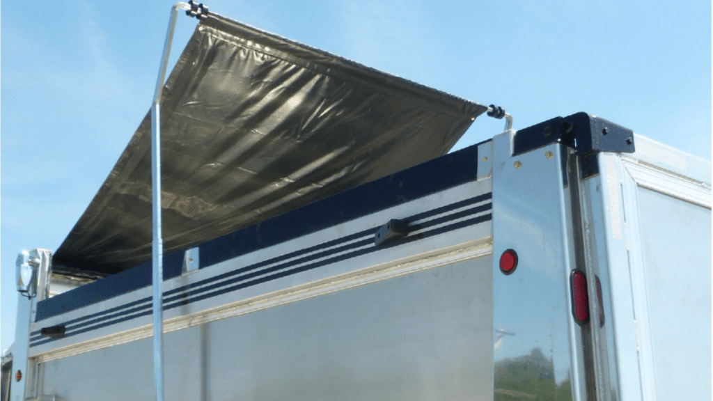 Vinyl Or Asphalt Tarp – Which Do You Really Need For Your Use?