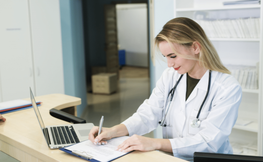 7 Reasons Why Healthcare Providers Should Use Virtual Receptionists