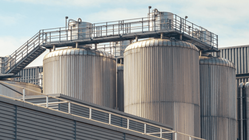 A Comprehensive Guide to Industrial Storage Tanks Types, Applications, and Benefits