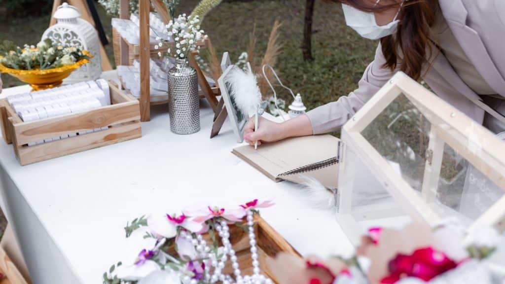 From Florists to DJs The Essential Vendor Checklist for Your Wedding