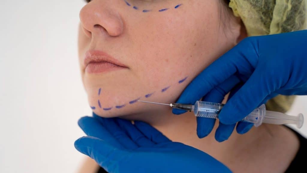 Beverly Hills Leads the Way in Advanced Neck Lift Procedures