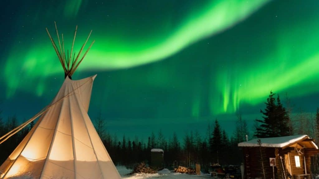 Exploring Various Northern Lights Tour Packages in Churchill, Canada