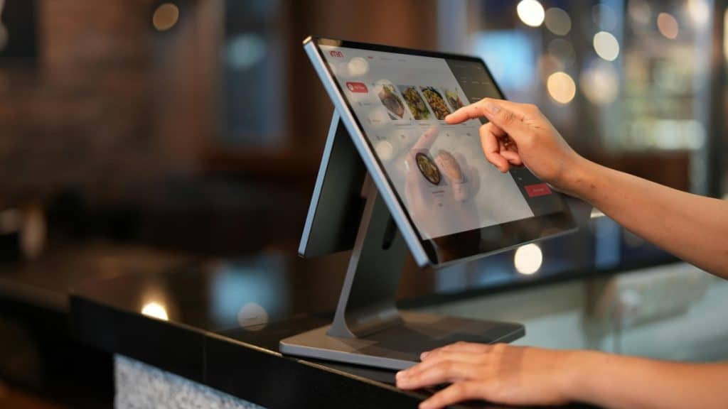 Starting Your Dream Restaurant? Here’s Everything You Need to Know About POS Systems and Digital Tools